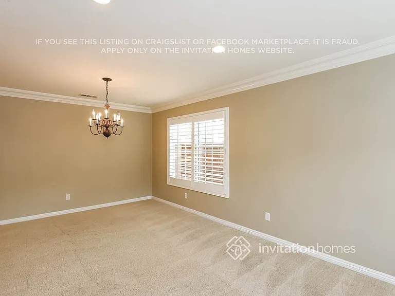 11042 Evergreen Loop — Photo 9