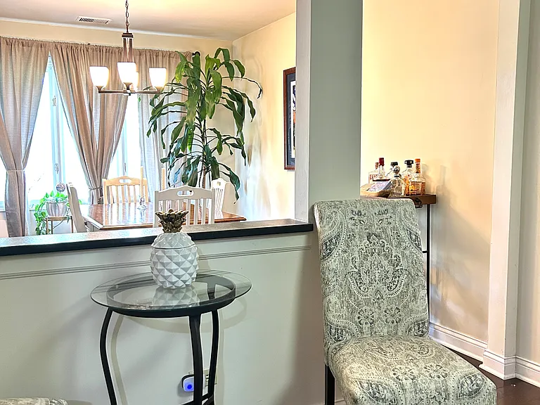 breakfast nook