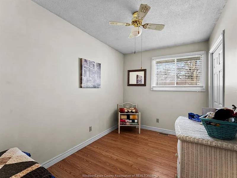 Thumbnail 17