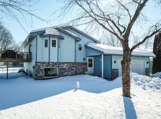 9425 Hale Ave S, Cottage Grove, MN 55016