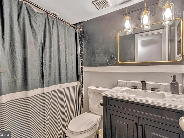 7847 Enola St #7847 — Photo 12