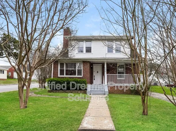 700 W 25th St, Winston Salem, NC 27105