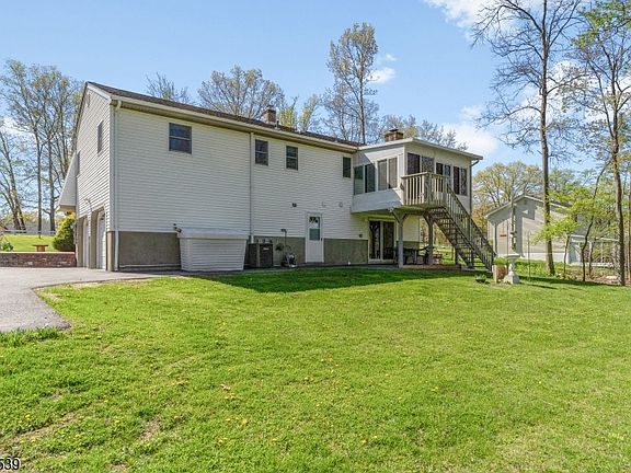 5th image of 120 Coykendall Rd