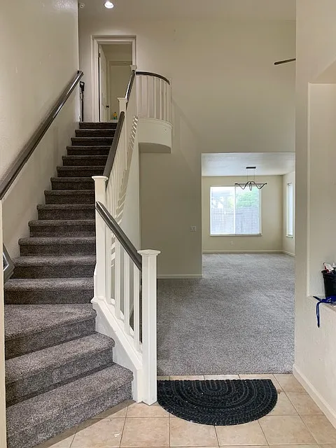 Front entrance - 312 Bouquet Cir
