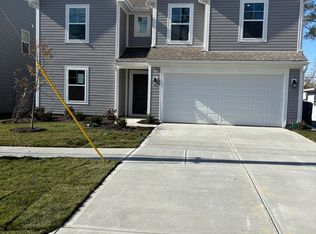 7716 Walnut Dr, Indianapolis, IN 46268