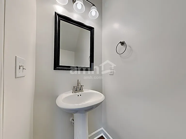 1035 Friartuck Trl — Photo 7