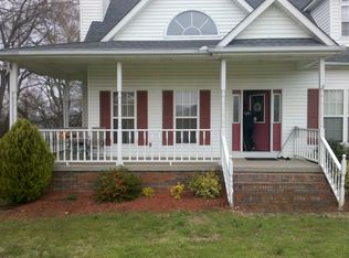 18 County House Cir, Carthage, TN 37030