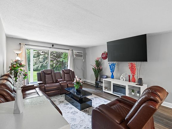 4th image of 1700 Four Oaks Rd APT 159