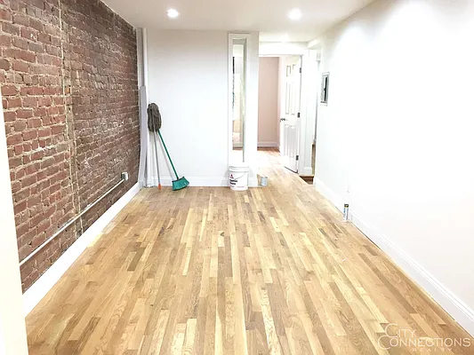 Rented by City Connections Realty | media 34