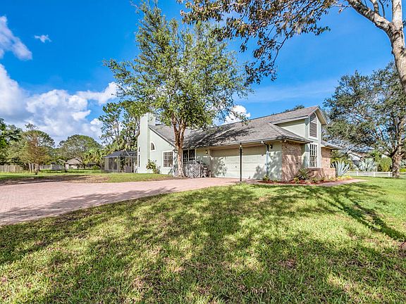 4th image of 4050 Carolwood Dr