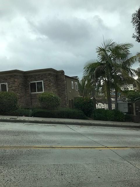 1st image of 4230 52nd St Unit 6