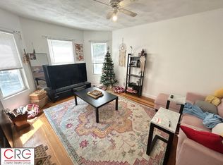 86 Fellsway W #2, Somerville, MA 02145