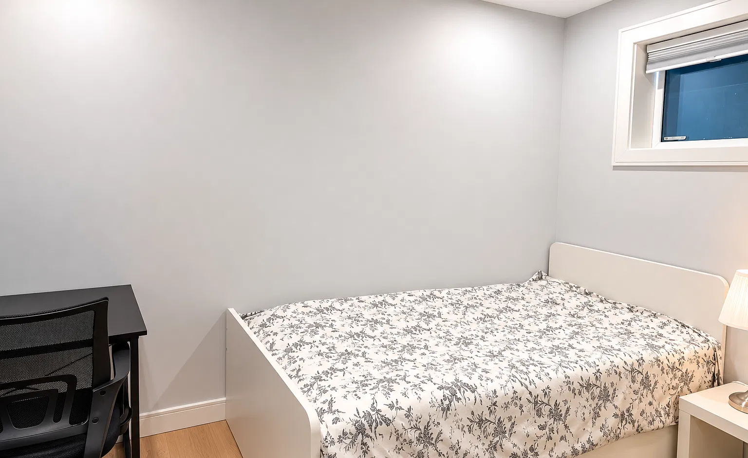 3 bed, 1000 sqft, $3,500 — Photo 3