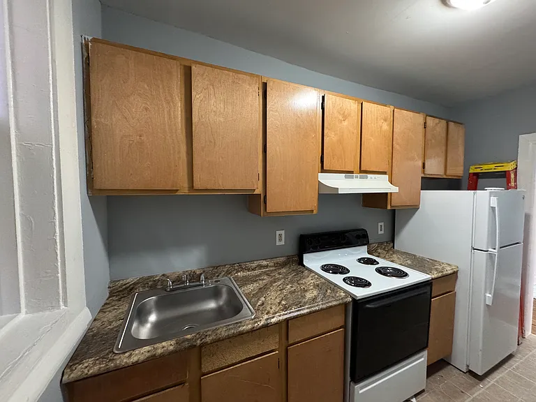 208 Main St #3H — Photo 14