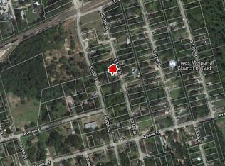 401 S 11th St, Conroe, TX 77301