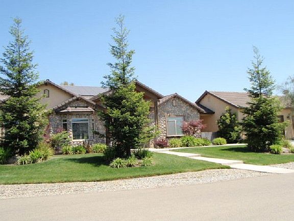 4th image of 3310 S Peppertree Ct