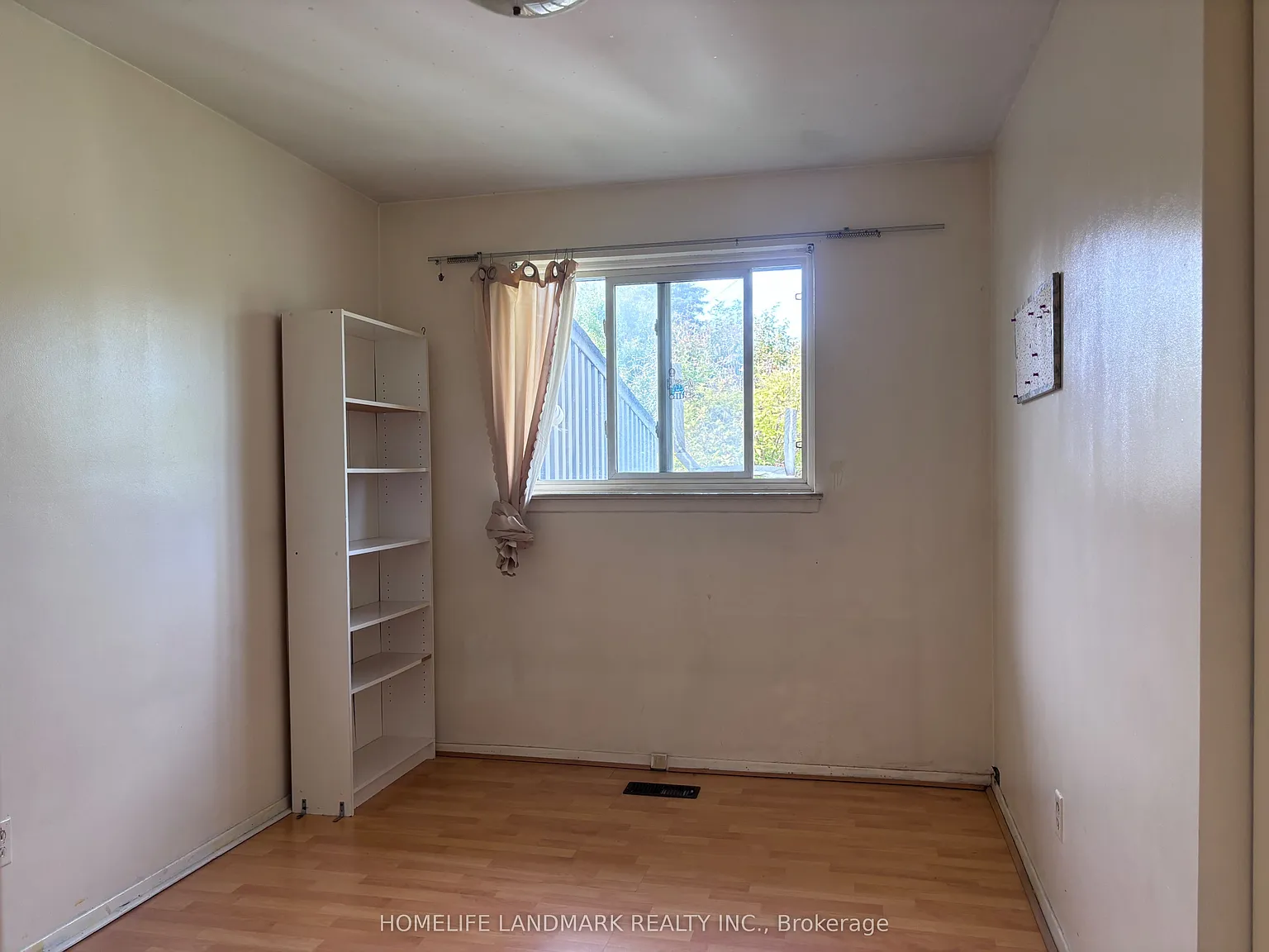 3 bed, $2,380 — Photo 4