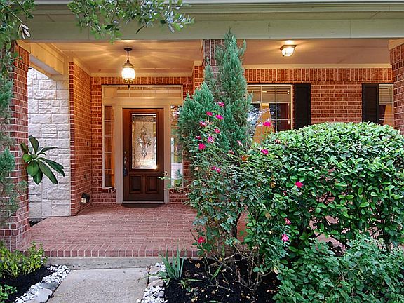 5th image of 2503 Sparkling Brook Ct