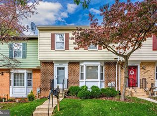 18620 Chickadee Ln, Gaithersburg, MD 20879