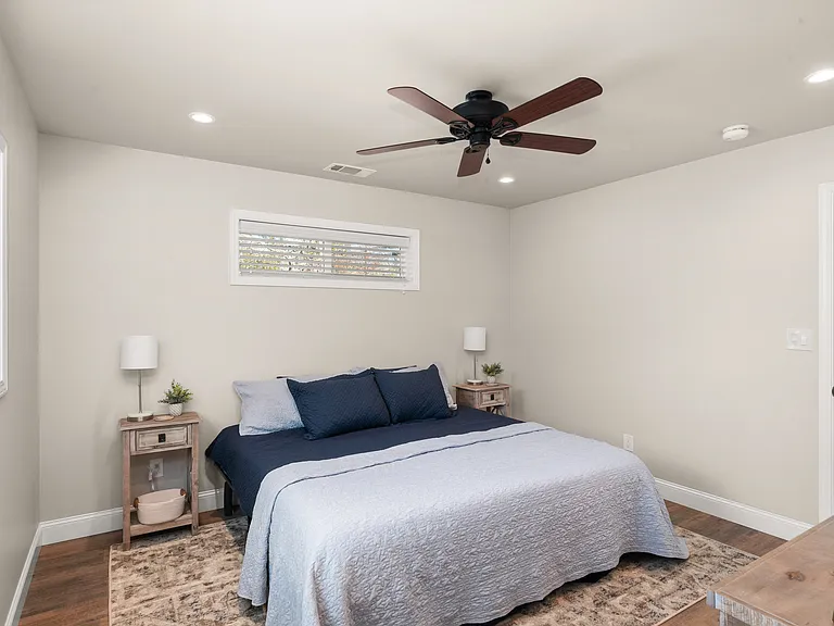265 E 6th Ave #1 — Photo 11