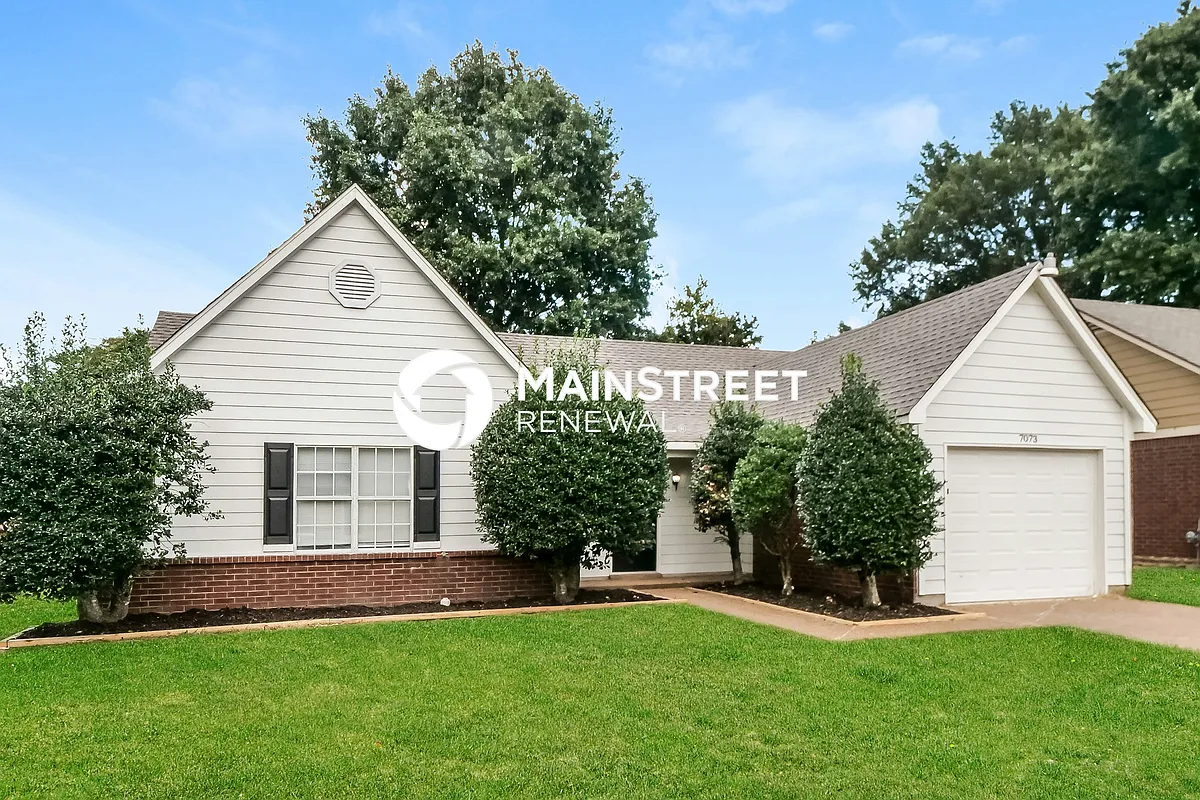 Front View - 7073 Gleneagles Dr