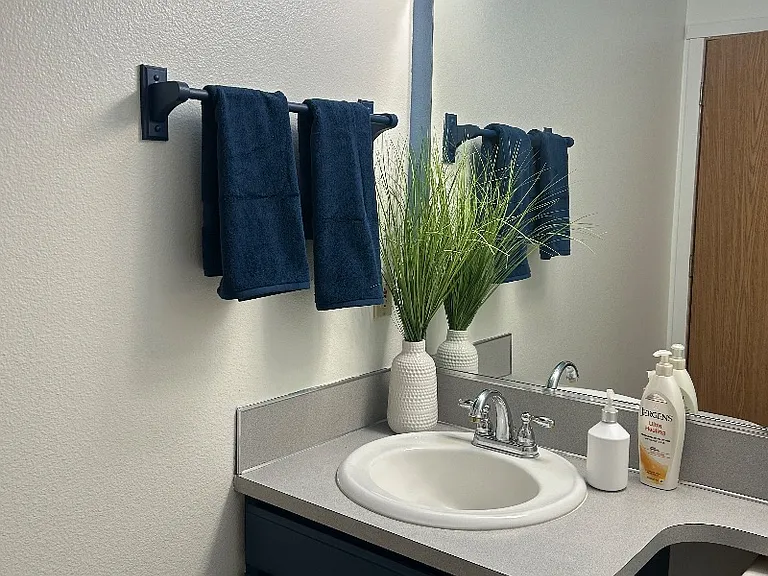 1/2 Bath downstairs by the entry