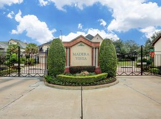 1123 Ridgecrossing Ln, Houston, TX 77077