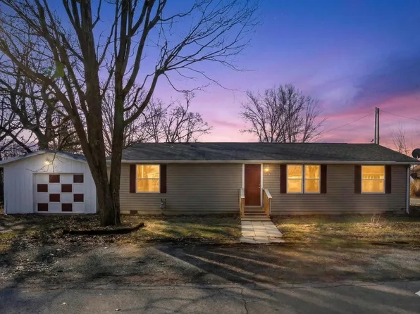 215 Barton St, Ashley, OH 43003