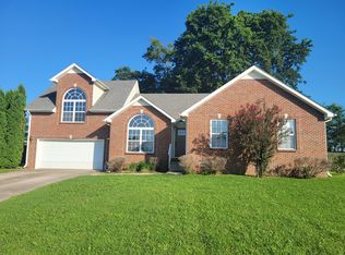 240 Cheshire Rd, Clarksville, TN 37043