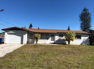 18245 Constitution Cir, Fort Myers, FL 33967