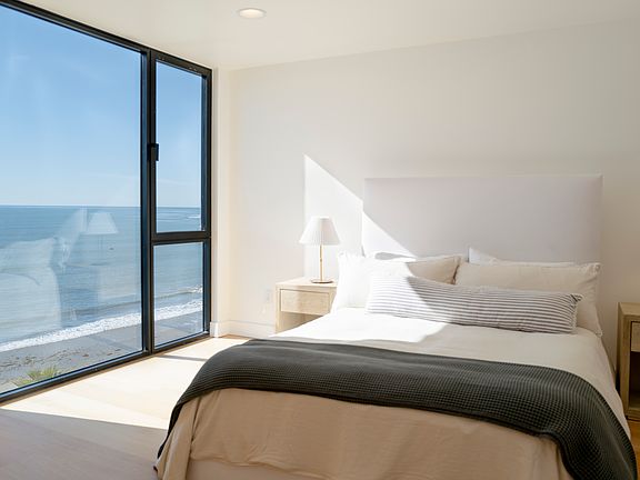 3rd image of 101 Grand Ave APT 9