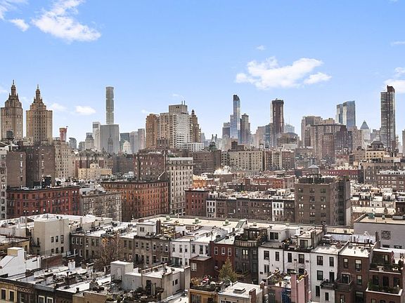2nd image of 140 W 79th St APT 11E