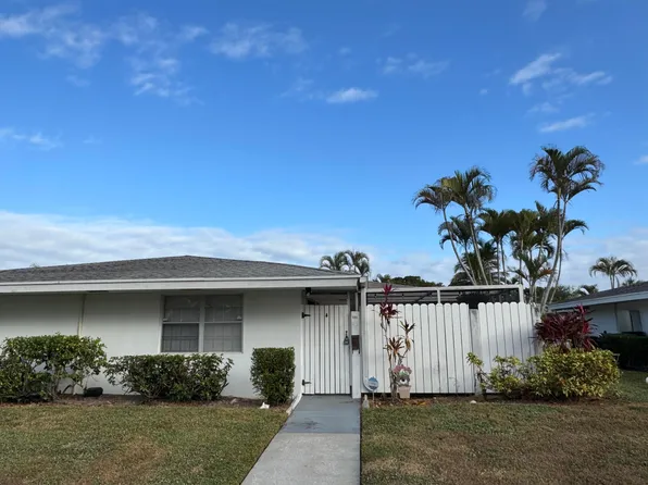 101 West Court, Royal Palm Beach, FL 33411