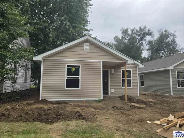 77 S 18th St, Terre Haute, IN 47807