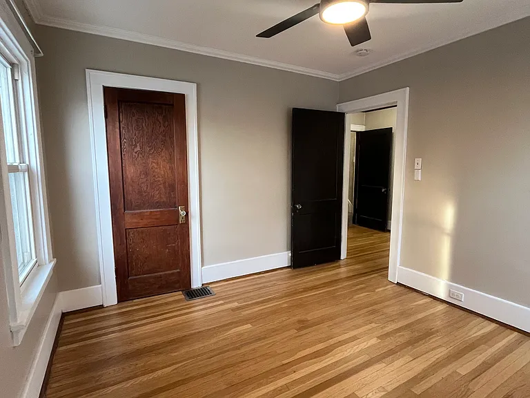 272 Norwalk Ave — Photo 28
