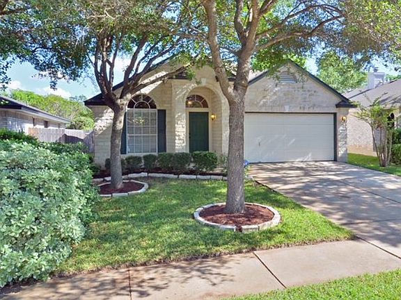5th image of 812 House Creek Dr
