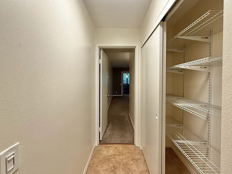 2522 Clairemont Dr #103 — Photo 10