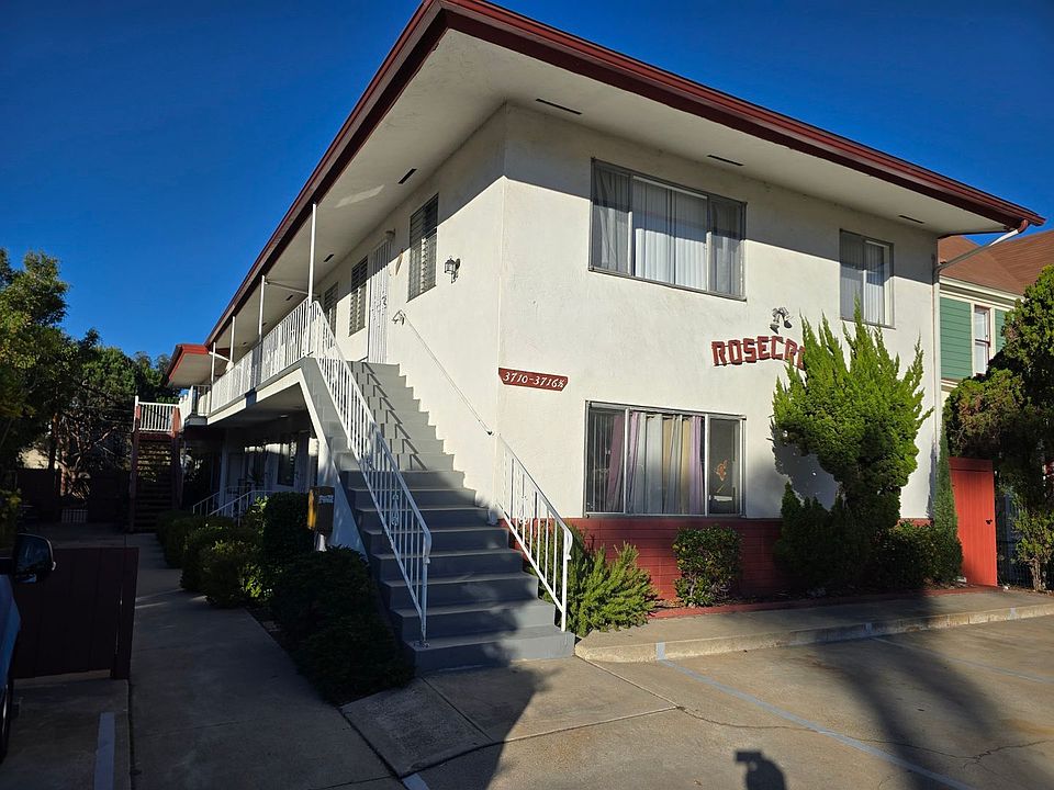 1st image of 3710 1st Ave #3712.5