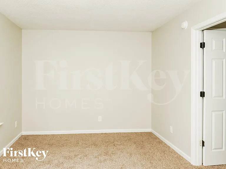 1181 Kenwood Dr — Photo 12