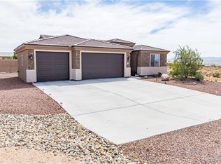 7130 E Rawhide Dr, Kingman, AZ 86401