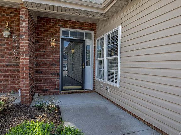 3rd image of 3523 Gwynns Pl
