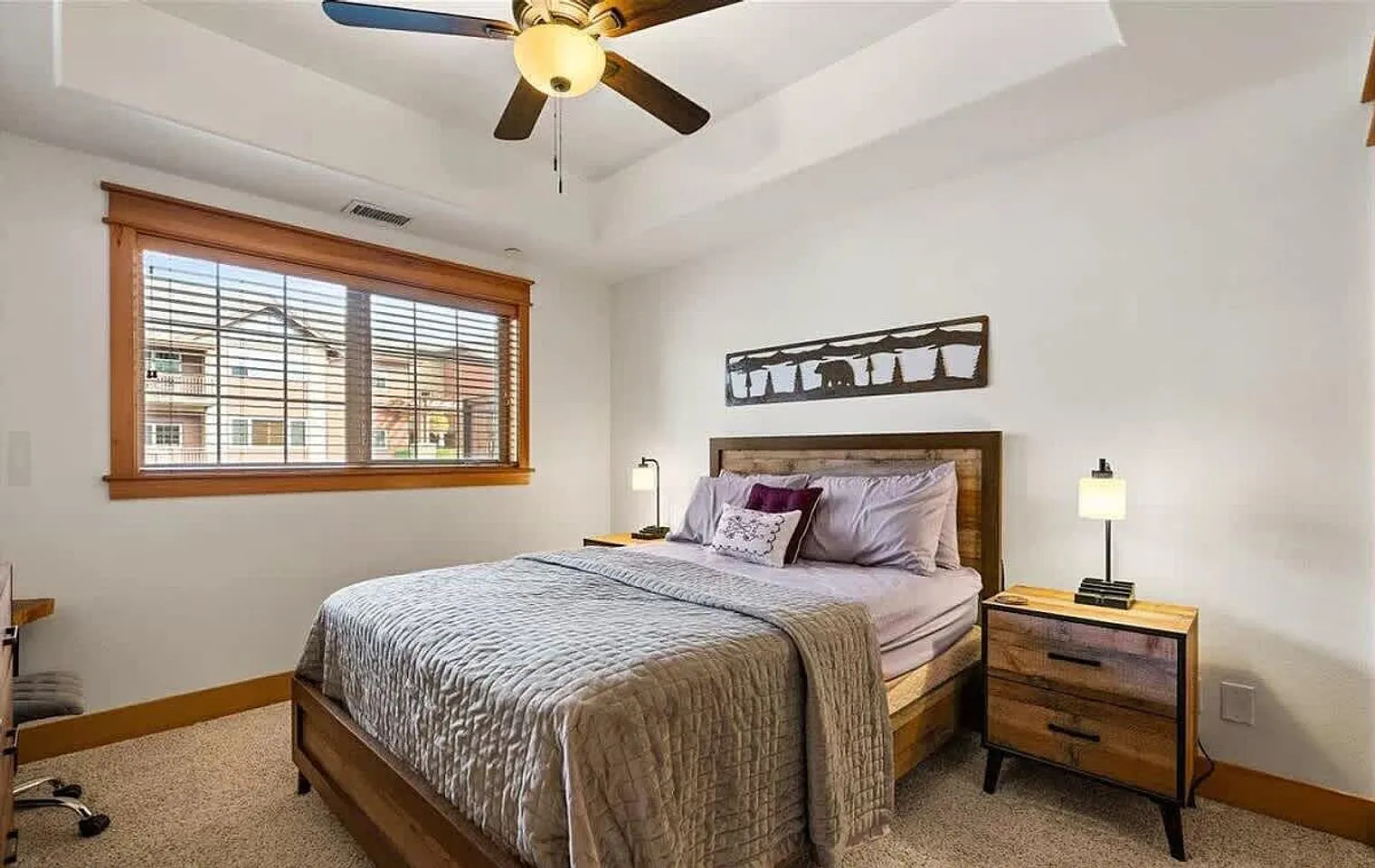 2 bed, 2.0 bath, 1194 sqft, $4,788 — Photo 4