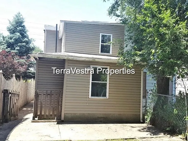 411 Market St — Photo 15