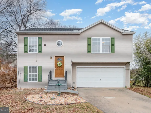 403 Shelleys Ln, Etters, PA 17319
