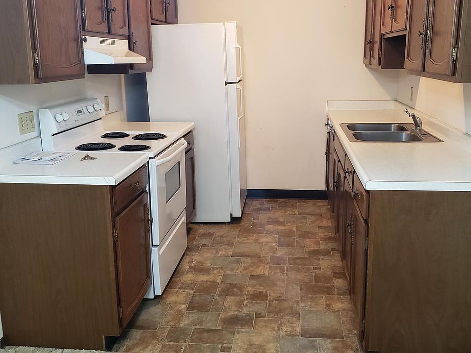 1st image of 12878 Raymond Dr #3A