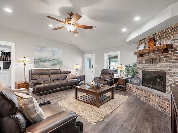 5th image of 11541 Old Dallas Rd