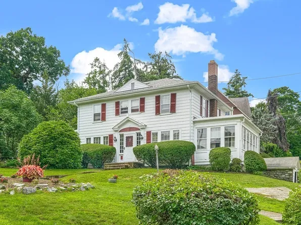 87 E Wyoming Ave, Melrose, MA 02176