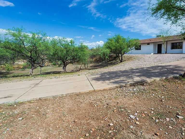 1081 Paseo Freno — Photo 44