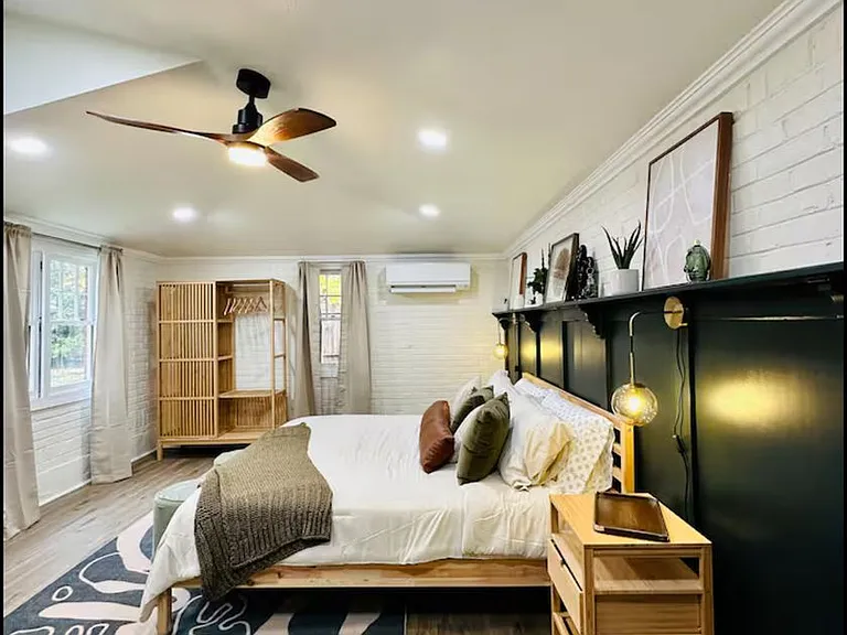 1295 Gordon Ave — Photo 14