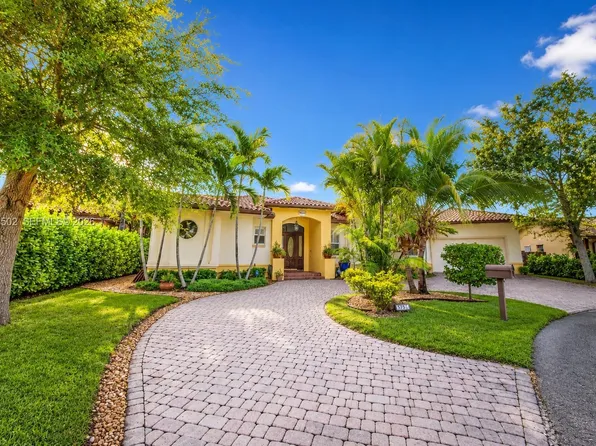 5751 SW 59th Pl, South Miami, FL 33143